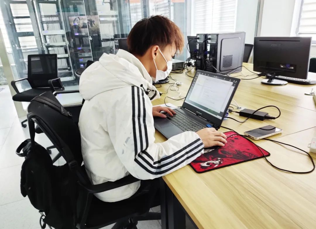 服务客户，万象城AWC人是认真的!